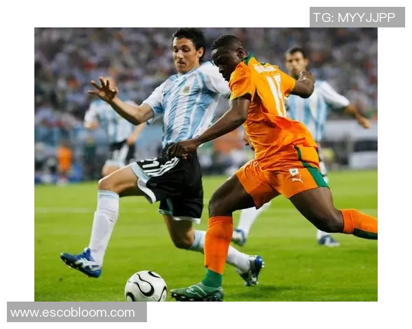 巴拉圭足球明星阿龙的精彩瞬间与职业生涯回顾图片展示